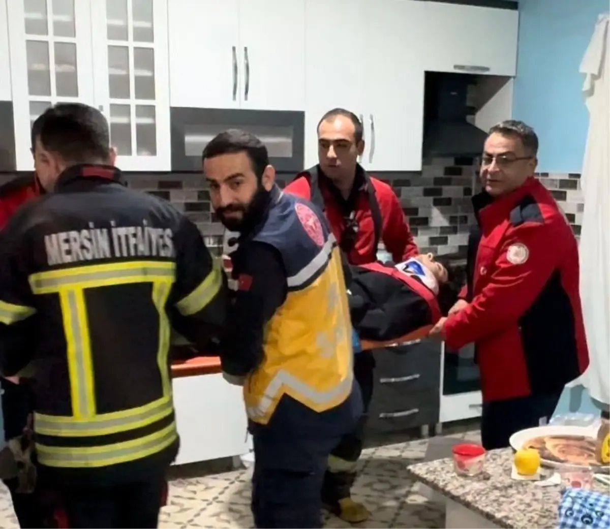 Mersin’de Havalandırma Boşluğuna Düşen 16 Yaşındaki Çocuk Hayatını Kaybetti