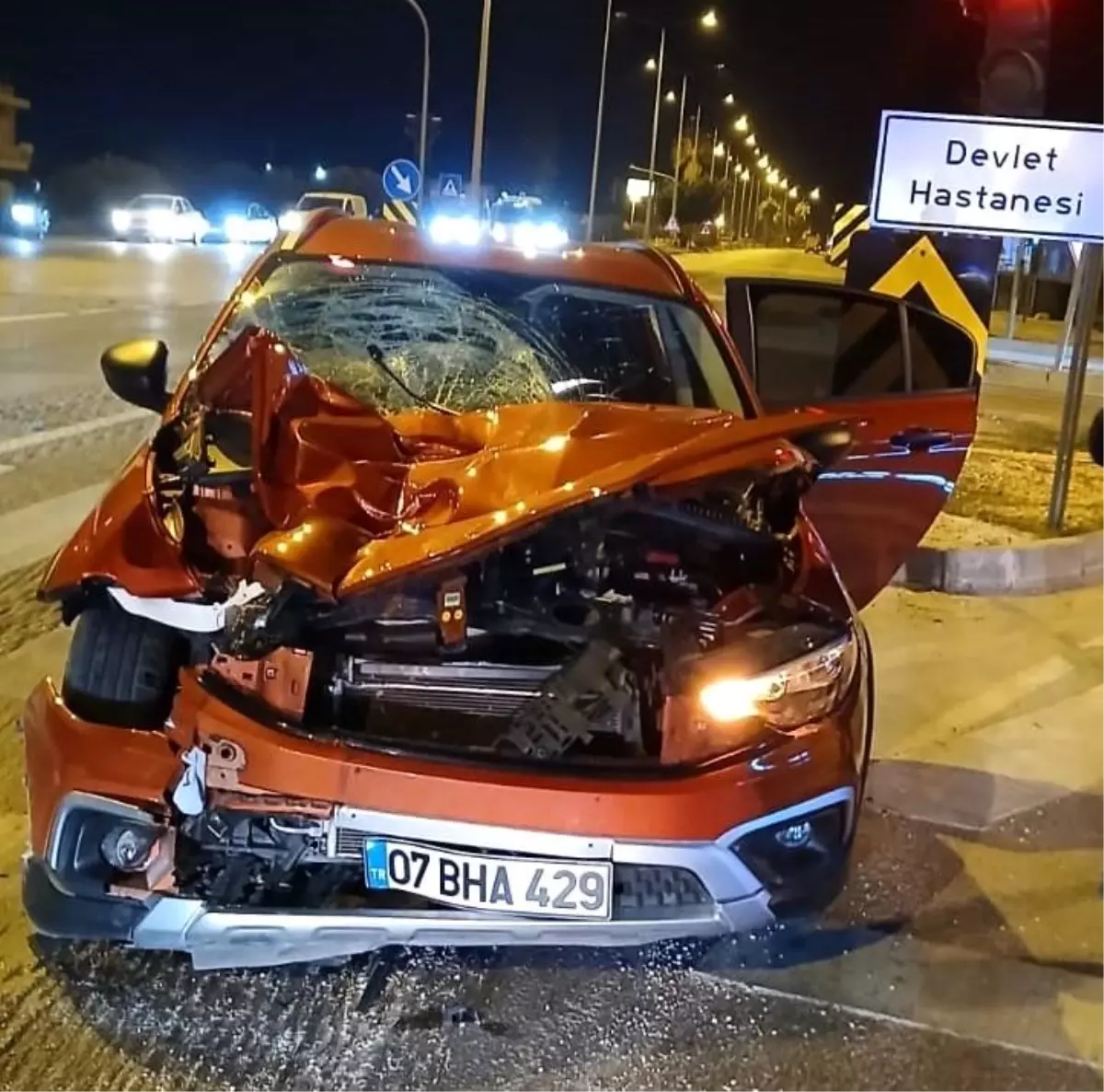 Mersin’de Trafik Kazası: 2 Kişi Hayatını Kaybetti