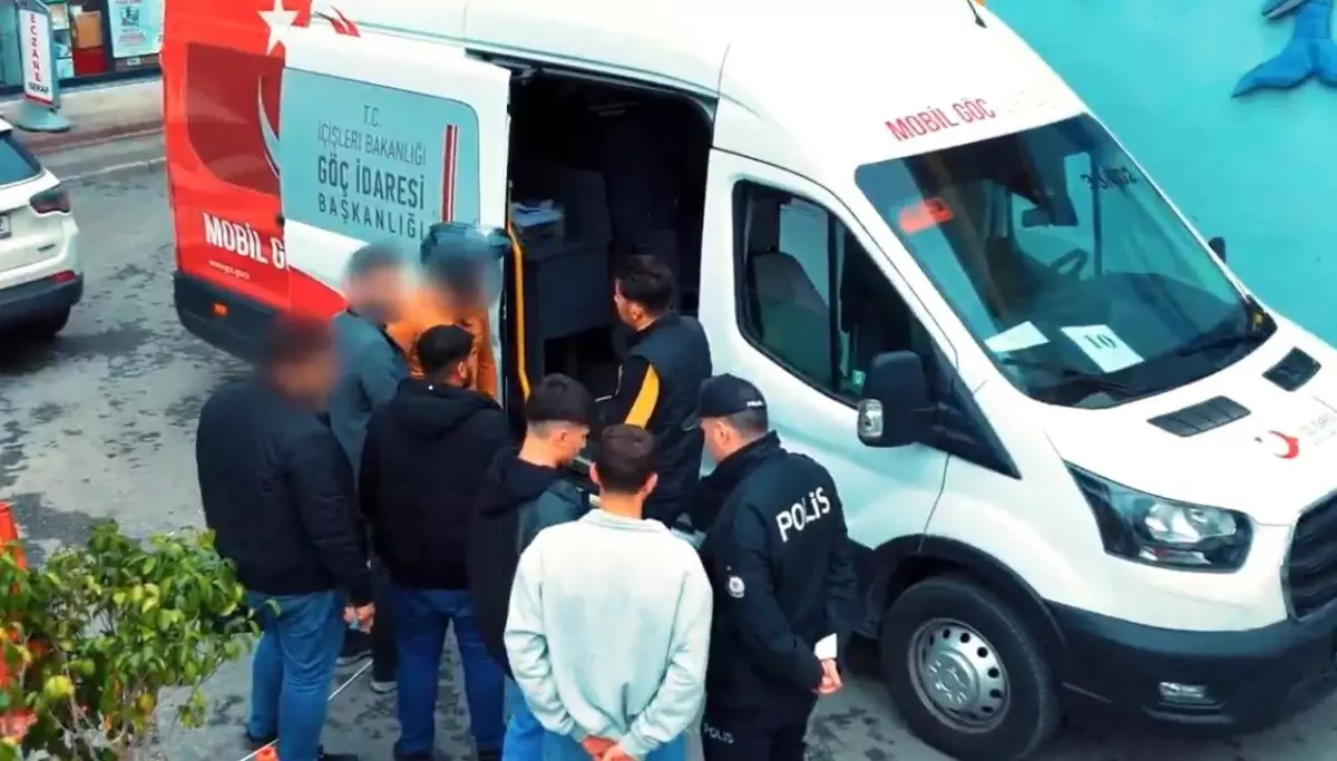 Mersin’de Düzensiz Göçle Mücadele Uygulaması: 14 Göçmen GÖKSEM’e Teslim Edildi